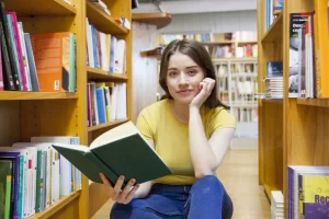 20 Best Reading Jobs For People Who Love Reading